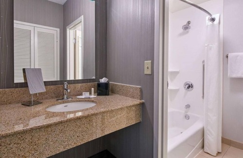 Eden Prairie Hotel | Best Value, Quality Stay! Pets Allowed with Fee, Indoor Pool, Private Parking!