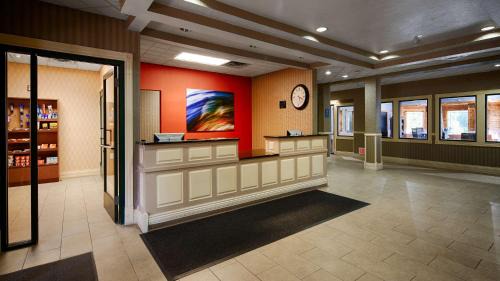 Kalamazoo Hotel | Best Western Plus Kalamazoo Suites