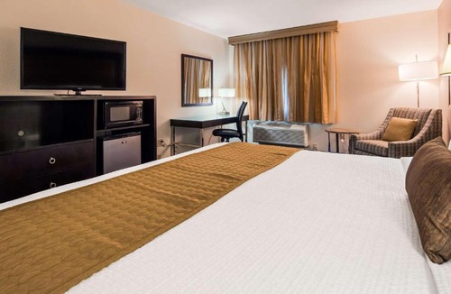 Parkrose Hotel | Best Western Plus Portland Airport Hotel & Suites