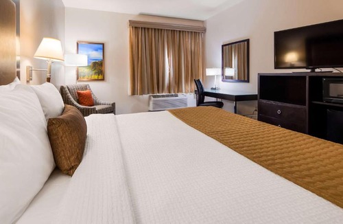 Parkrose Hotel | Best Western Plus Portland Airport Hotel & Suites
