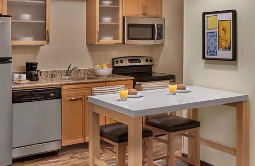 Highland Hills House | Better Choice For Your Vacation! Free Parking, Pets Allowed!