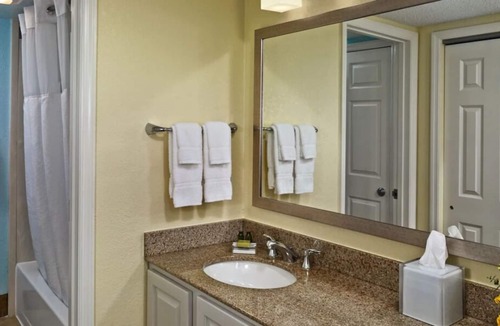 Highland Hills House | Better Choice For Your Vacation! Free Parking, Pets Allowed!