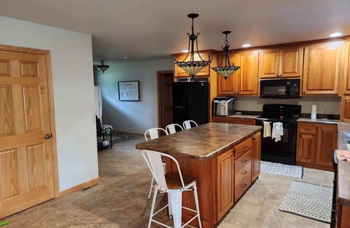 Perham House | Big Pine Bluff