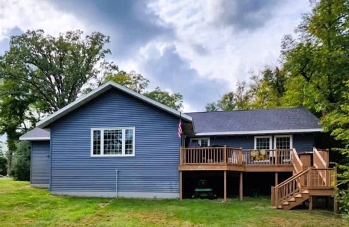 Perham House | Big Pine Bluff