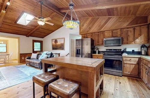 Blairsville Cabin | Bit A Trees Getaways