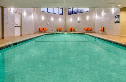 West Bloomington Hotel | Bloom Hotel