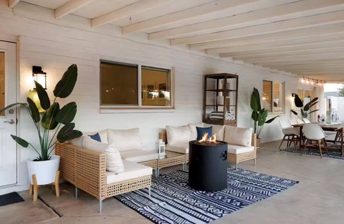 Village Grove House | Blue Agave Spacious 5BR 3BA with heated pool and casita