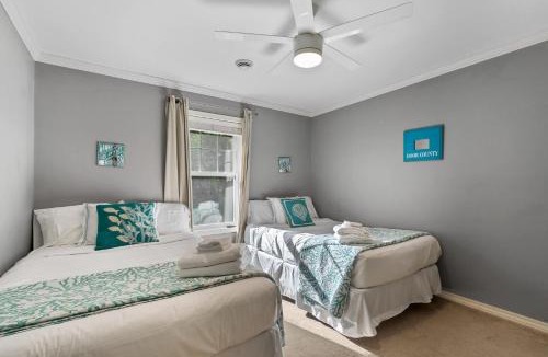 Fish Creek House | Blue Bear Cottage at Simple Life Rentals