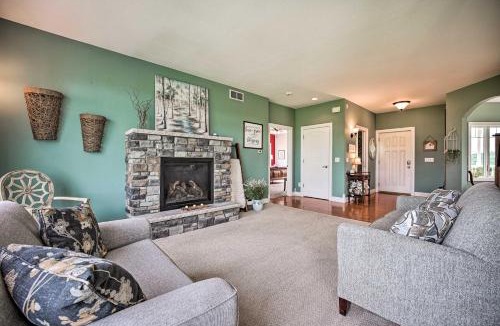 Shipshewana House | Blue Birds Perch: Stunning Home on Private Hilltop