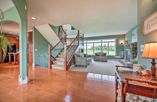 Shipshewana House | Blue Birds Perch: Stunning Home on Private Hilltop