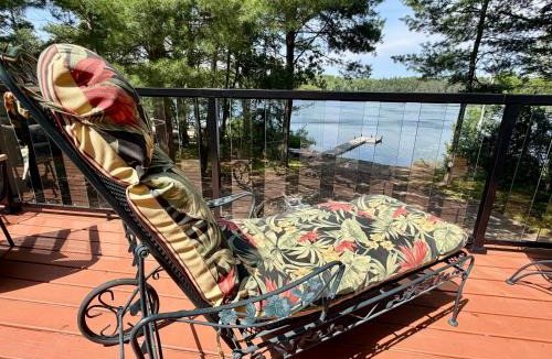 Frederic House | Blue Gill Serenity Lakefront Retreat, Sleeps 11