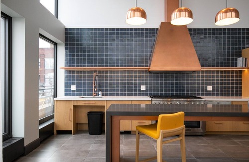 West Loop Apartment | Blueground | West Loop, pool & AC, nr Willis