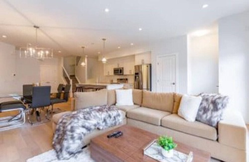 Kensington House | Bluewaters in Kensingtonn