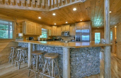 Foxfire Estates Cabin | Born In The Rockies | MTN Views | Hot Tub | Fire Pit