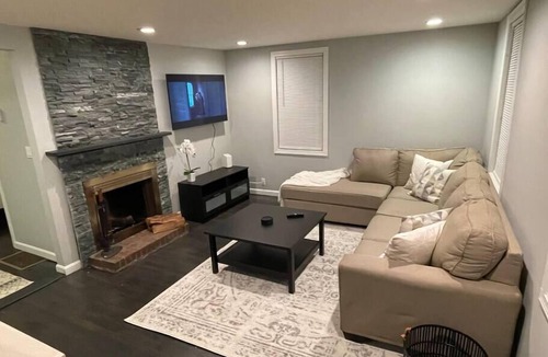 West Codman Hill - West Lower Mills House | Boston's Best Vacation Home