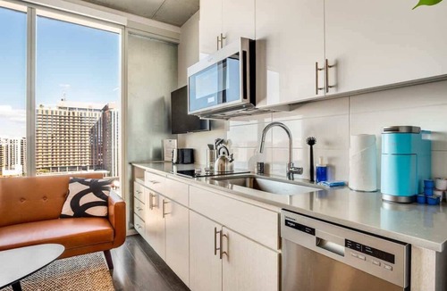 Downtown Phoenix Apartment | Boulevard Stays - Phoenix Convention Center