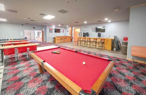 Lewiston House | Bowling Alley! Expansive Group Getaway in Lewiston