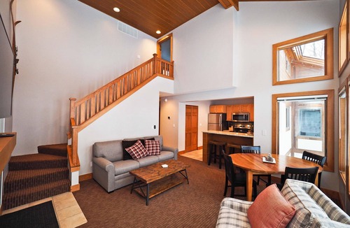 Boyne Falls Condo | Boyne Mountain, Disciples Ridge 694 Condo, Sleeps 18, Superhost