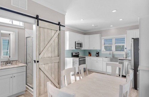 Islamorada Resort | BRAND NEW HOME, resort location AND we are PET FRIENDLY!