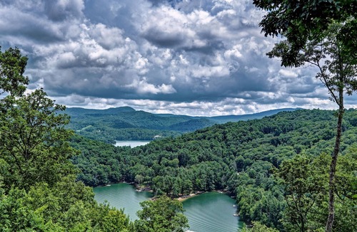 Cullowhee Cabin | Breathtaking views,screened deck fireplace,exquisite kitchen,Big green egg & gas grill