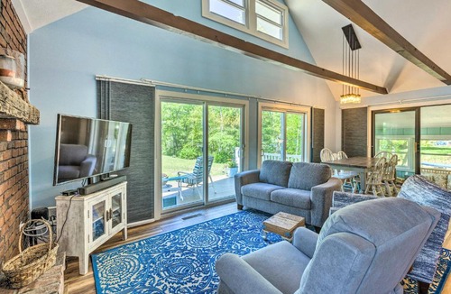 Silver Lake House | Breezy Silver Lake Getaway: Fishing Dock, Grill!