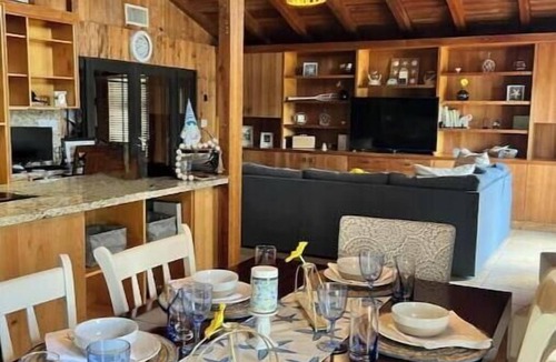 Venetian Shores House | Bring the Whole Family [sleeps 11] 4/3 w Dock & Pool - Make Memories Here!