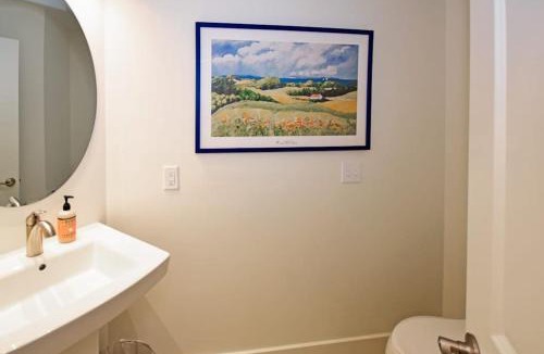 Glen Arbor House | Brook Hill Cottages 42