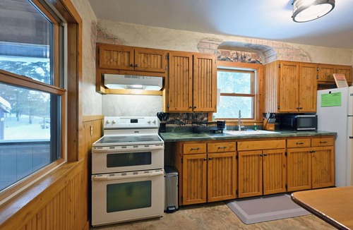 Grand View Cottage | Brookside: Cozy Cabin Retreat, Fireplace + ATV/Snowmobile Access + Pets ok