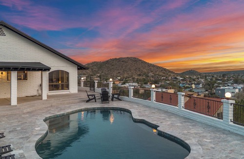 North Mountain Villa | Built Into A Mtn - Heated Pool & Lounge