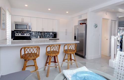 Key Largo House | C14 Moon Bay - Recently renovated 2 bedroom townhome