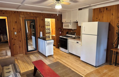 Eagle River Cabin | Cabin 15B by Eagle Waters Resort