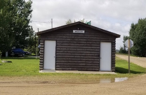 West Central Saskatchewan Cabin | Cabin #6 - Rustic Cabin at Delaronde Resort