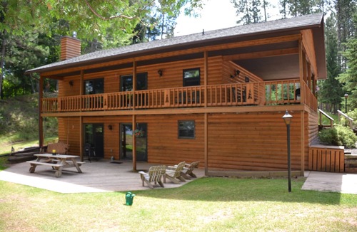 Watersmeet Cabin | Cabin 8 (Lower Level) on Cisco Chain of Lakes @ TIL Resort