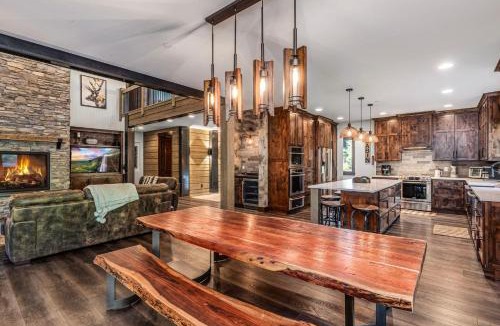 Cle Elum House | Cabin at the Crest