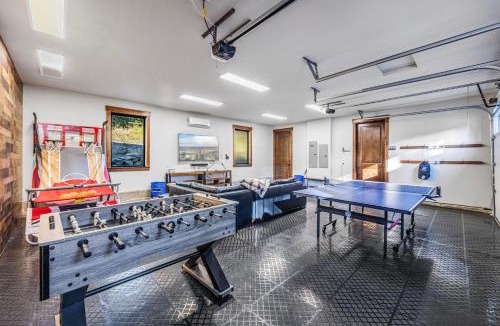 Cle Elum House | Cabin at the Crest