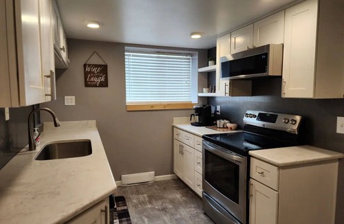 Oscoda Cabin | Cabin in Oscoda with hot tub and game room