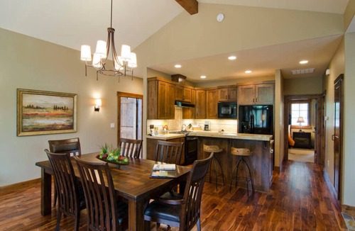 Sunriver Cabin | Cabin Retreat with Access to Exclusive Golf