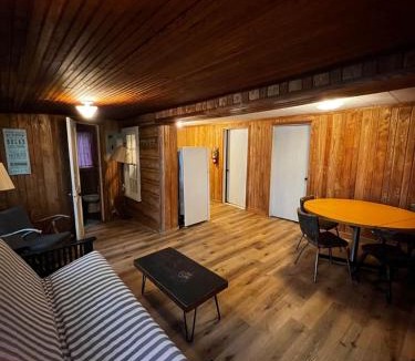 Winter House | Cabin with Golf Course Across the street