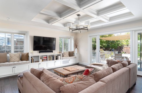 University Heights House | California Poolside Living