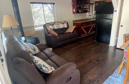 Pine Cabin | Calypso's Hideaway in delightful Pine with WiFi, AC