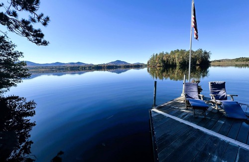 Saranac Lake House | Camp Bear Claw, private home on the shores of Oseetah Lake.