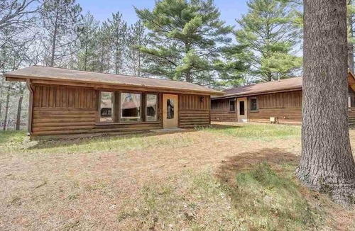 Waupaca Cabin | Camp Elsewhere Cabin