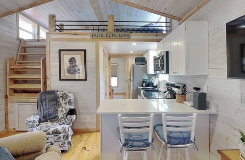 Cosby Cabin | Caney Creek