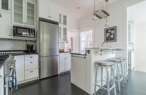 Capitol Hill House | Capitol Hill 6BR — Steps to Volunteer Park, Asian Art Museum & Conservatory