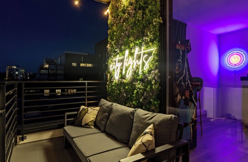 Minor House | Capitol Hill