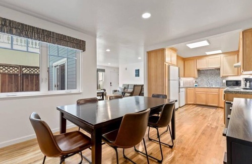 Capitola Apartment | Capitola Village Hideaway