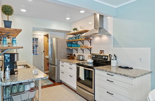 Harbor Springs Condo | Captivating Hideaway Valley Condo #9