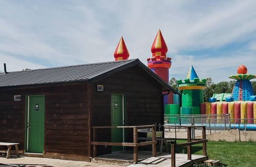 Rockbridge Cabin | Cardinal Rustic Cabin at Hocking Hills + Largest Bounce Castle