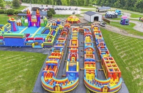 Rockbridge Cabin | Cardinal Rustic Cabin at Hocking Hills + Largest Bounce Castle