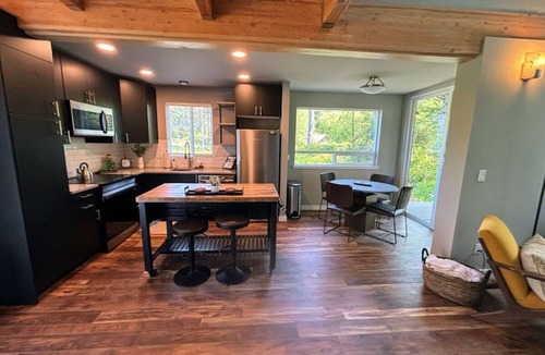 Tierra Del Mar House | Cargo Cove! New, shipping container by the sea!